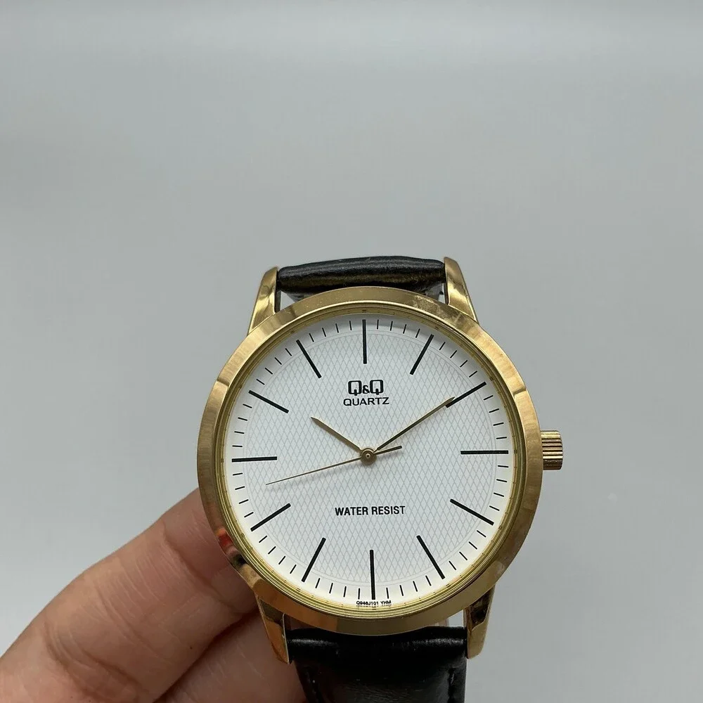 Q&Q Quartz Mens Watch 39mm Gold Tone Case Round Dial Black Band New Battery